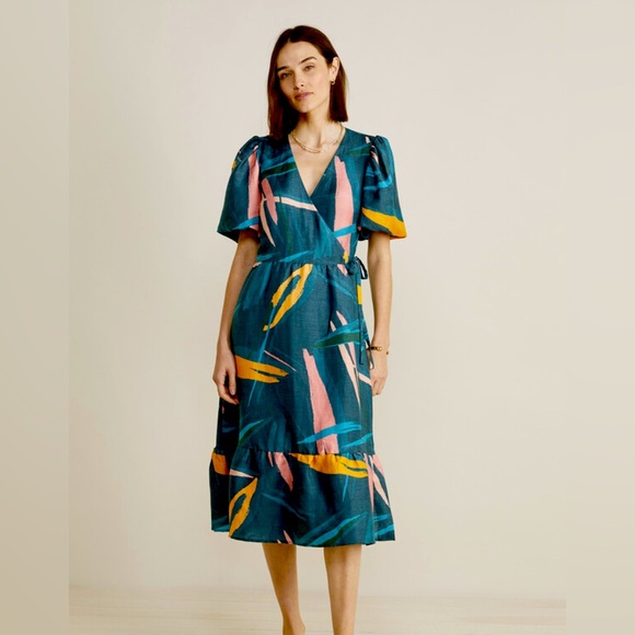Vineyard Vines Dresses & Skirts - Vineyard Vines Tropical Abstract Midi Wrap Dress
